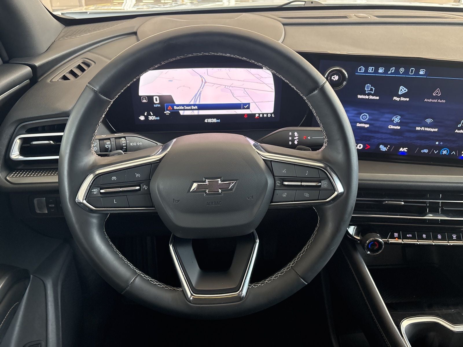 2024 Chevrolet Traverse FWD LS