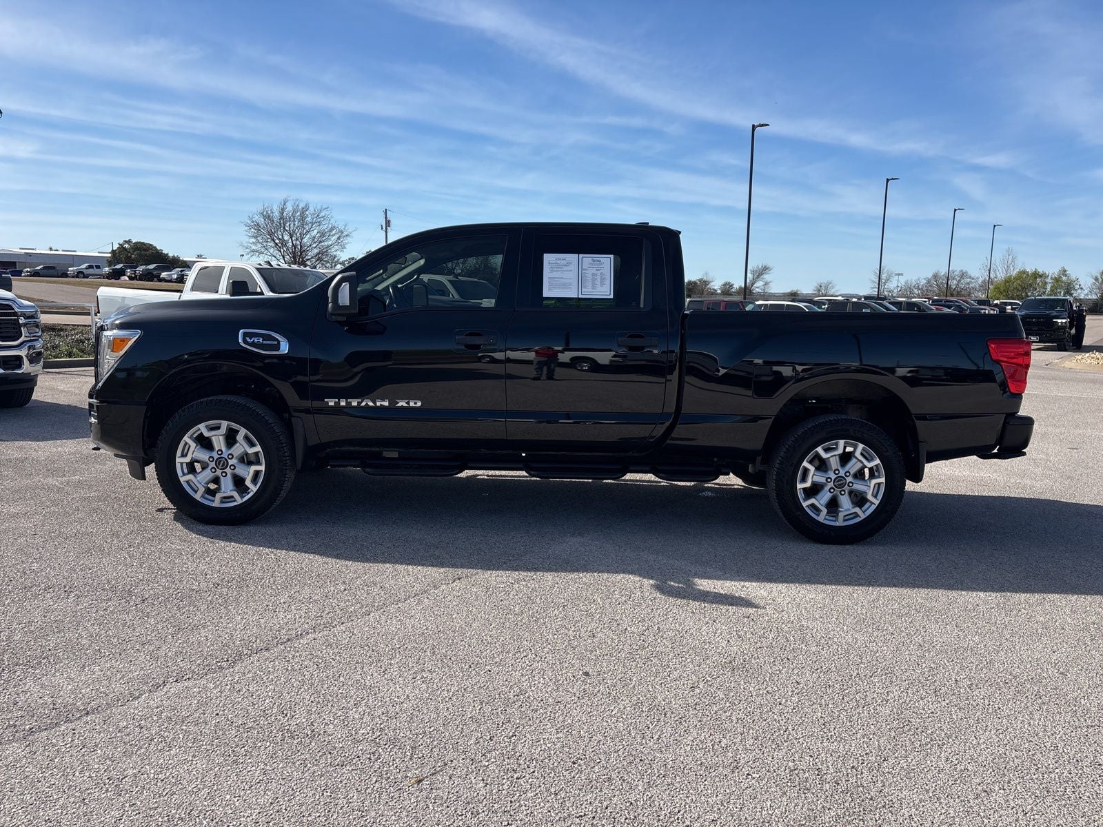 2023 Nissan TITAN XD Crew Cab SV 4x4