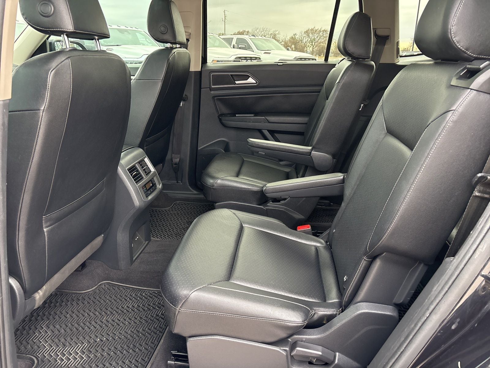 2019 Volkswagen Atlas 3.6L V6 SEL R-Line