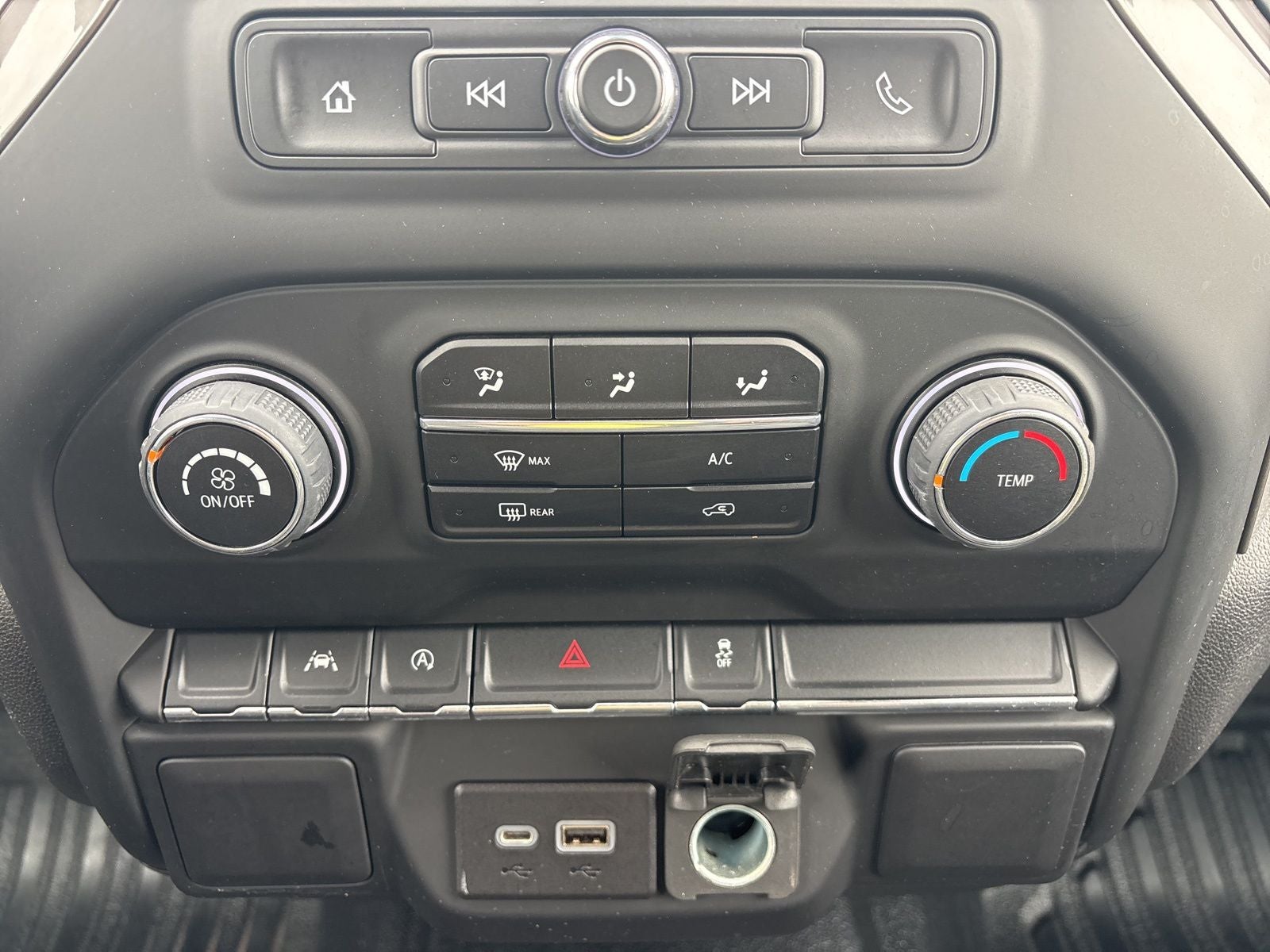 2023 Chevrolet Silverado 1500 4WD Crew Cab Short Bed WT