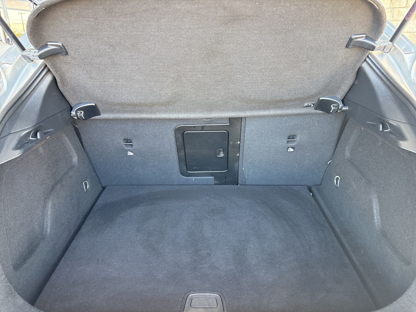 2019 INFINITI QX30 LUXE