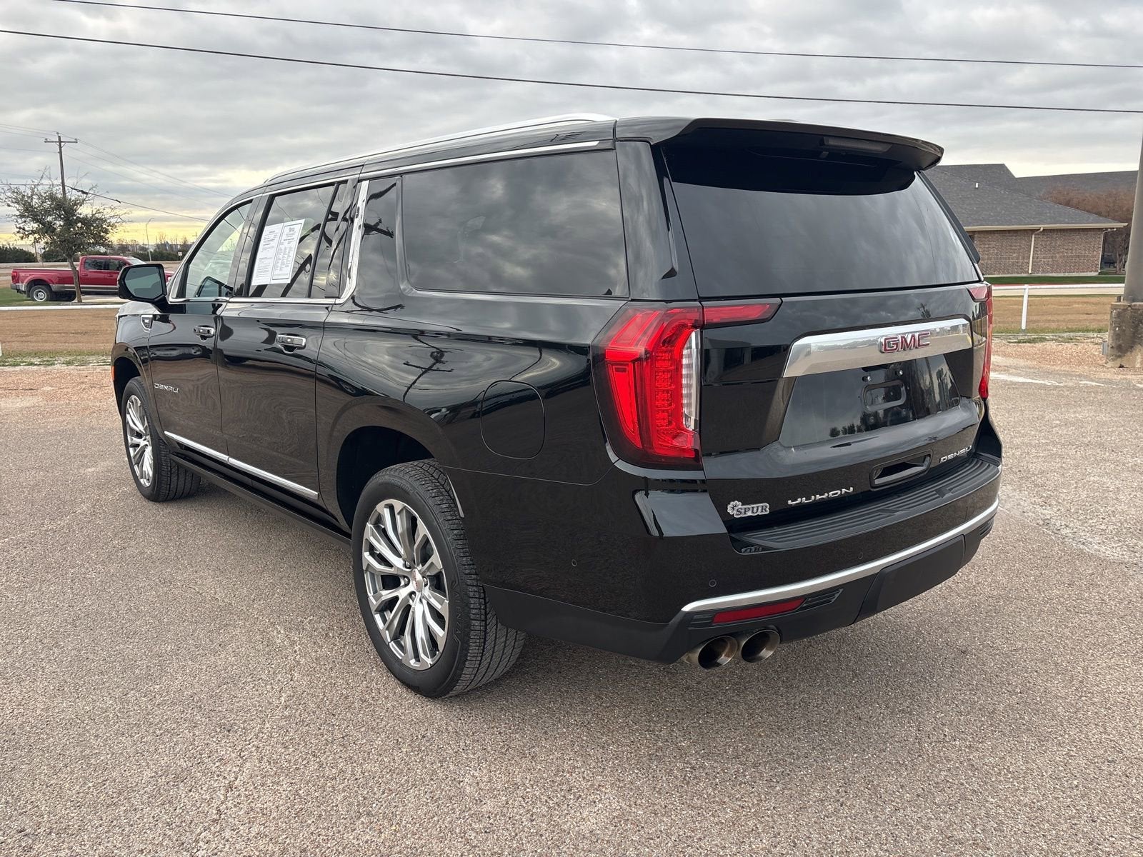 2023 GMC Yukon XL Denali