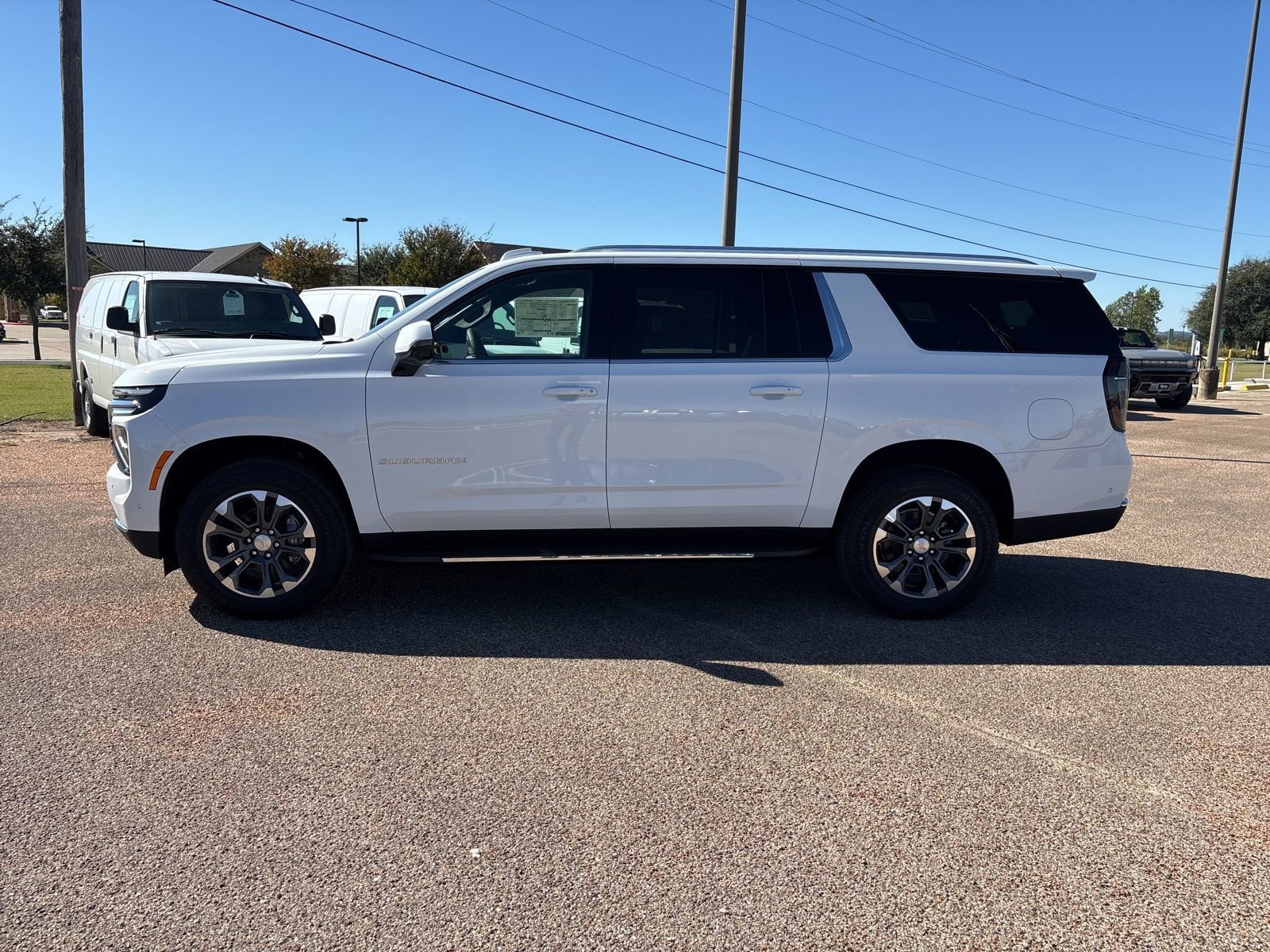 2026 Chevrolet Suburban LT