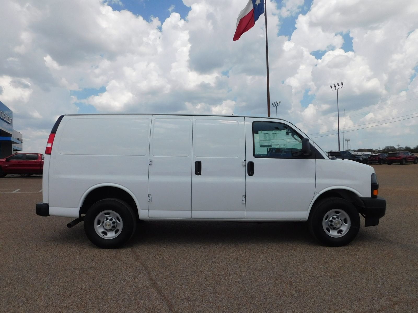 2024 Chevrolet Express Cargo 2500 WT